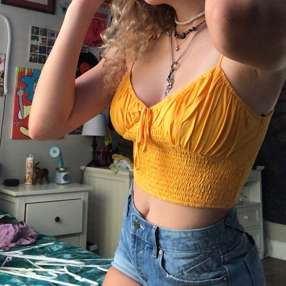 SUNSHINE YELLOW tank 🌞